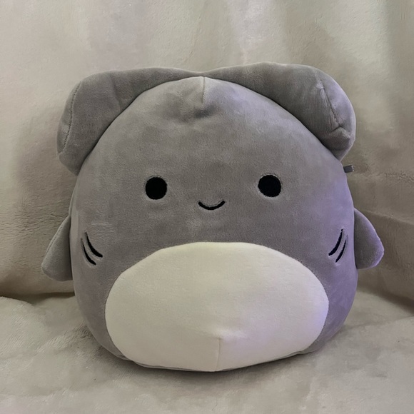 Squishmallow 8” Tank the Shark - Picture 1 of 2